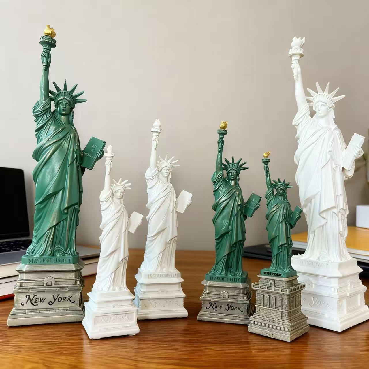 Modelo da Estátua da Liberdade - Travel Accessories New York avaliação e preço