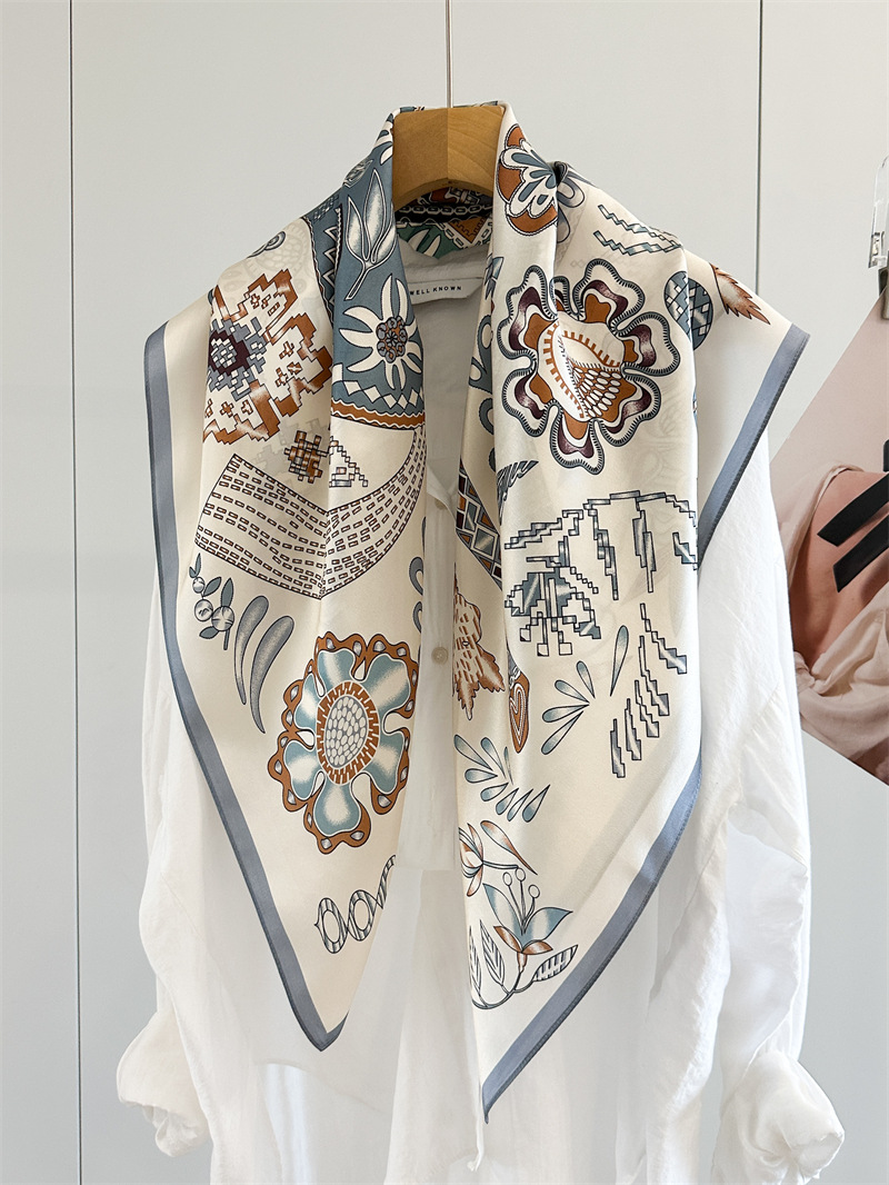 Bandanas e Xales Femininos com - Travel Accessories To Gift avaliação e preço
