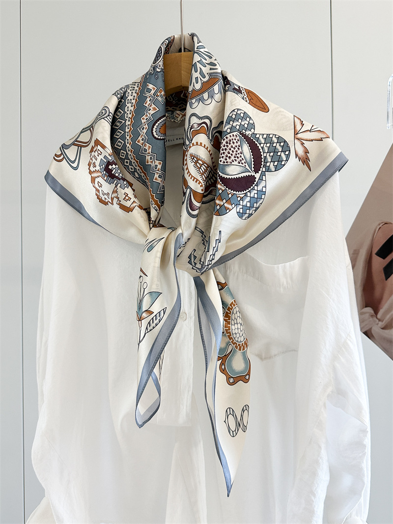 Bandanas e Xales Femininos com - Travel Accessories To Gift avaliação e preço